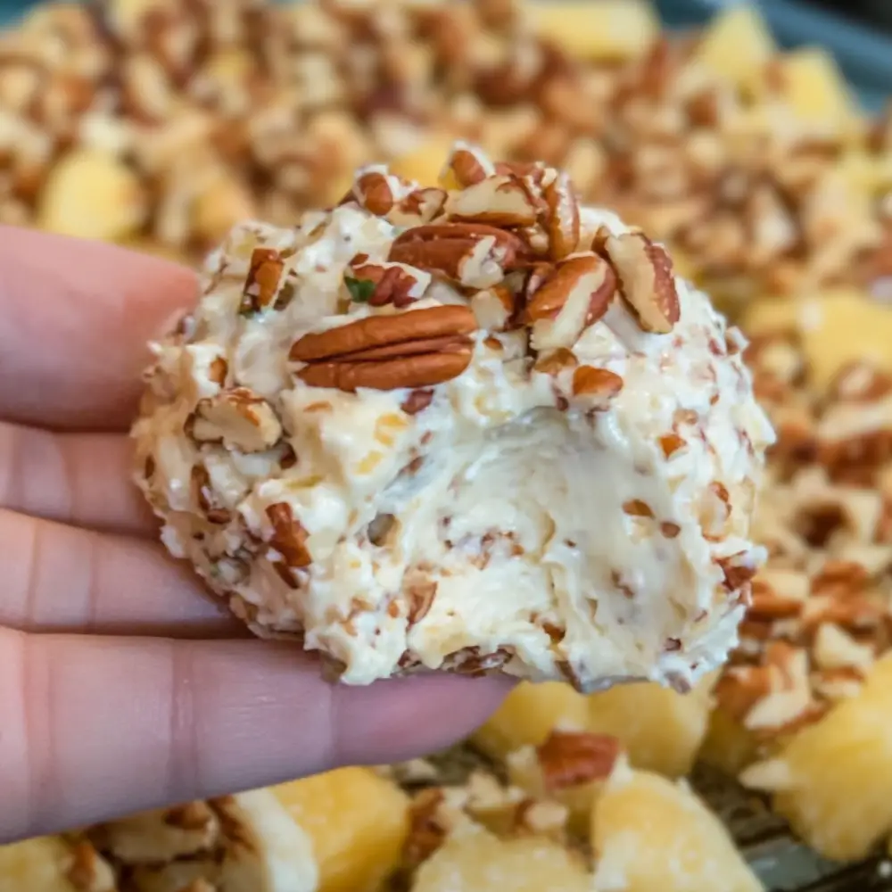 Pineapple Pecan Cheese Ball