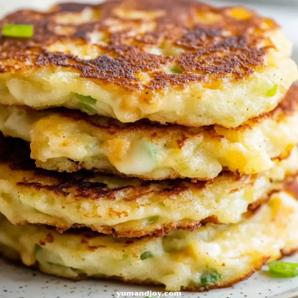 Colcannon Cheddar Skillet Cakes